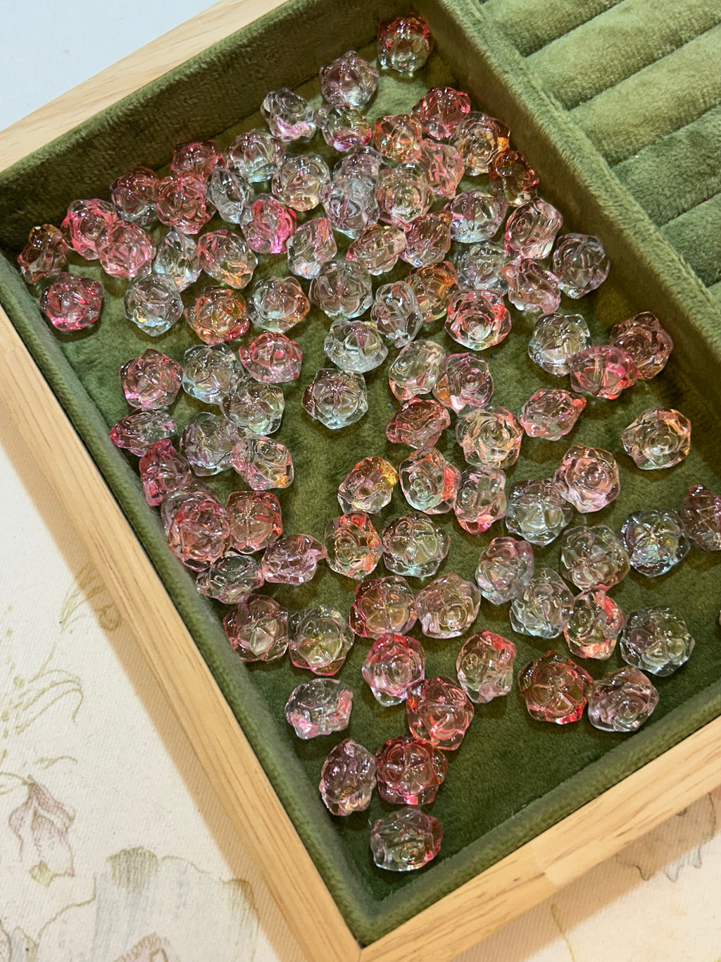 Cute glass charms for your DIY jewelry| Rose shape Beads